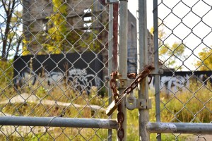 Le manque de liberté crée parfois des ruines.