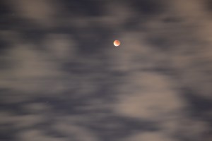 Un ciel enjôleur, rare, et contrasté, le 28 sept. 2015. 